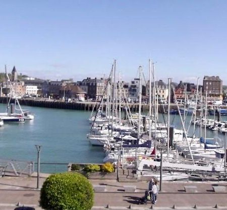 Le Quai 7 3E Dieppe Exterior foto